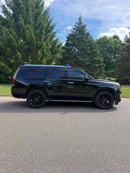 2020 Cadillac Escalade 4WD Luxury