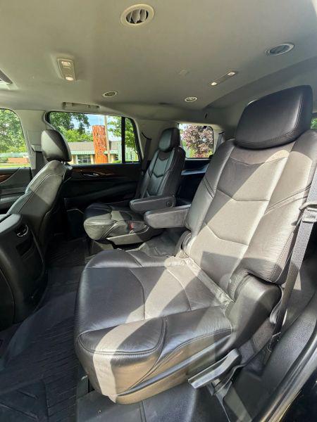 2020 Cadillac Escalade 4WD Luxury
