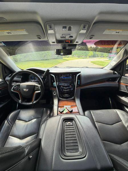 2020 Cadillac Escalade 4WD Luxury