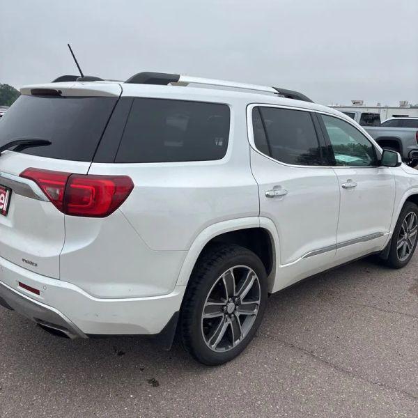2017 GMC Acadia Denali