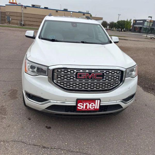 2017 GMC Acadia Denali