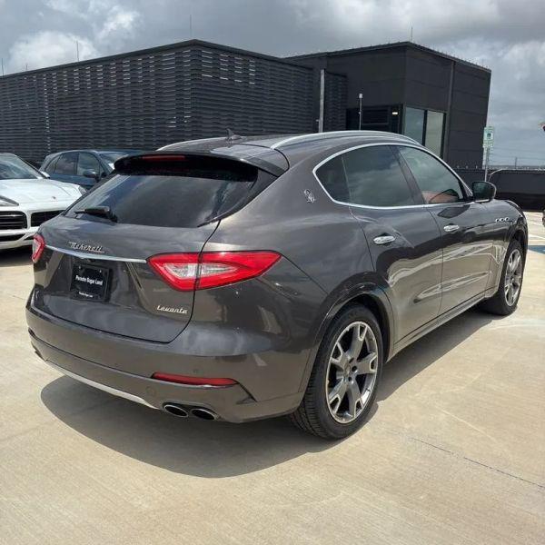 2017 Maserati Levante S