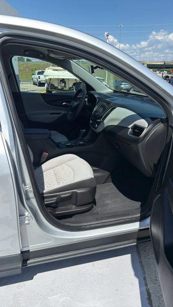2021 Chevrolet Equinox FWD LS