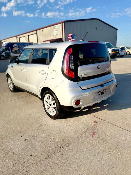 2018 Kia Soul +