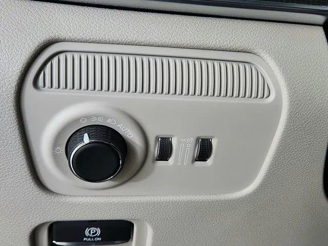2026 Jeep Grand Wagoneer Summit Obsidian 4x4