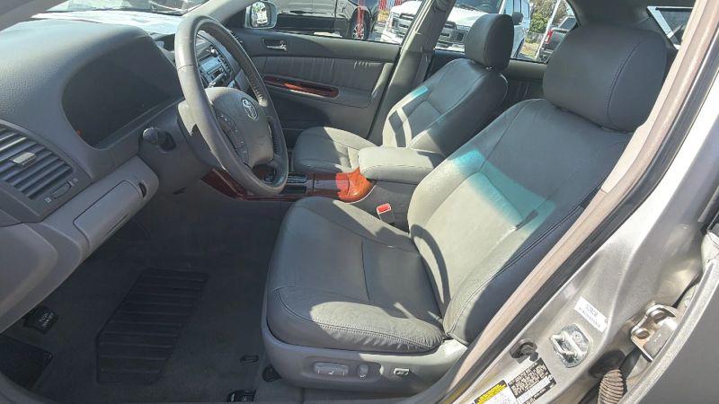 2005 Toyota Camry XLE V6