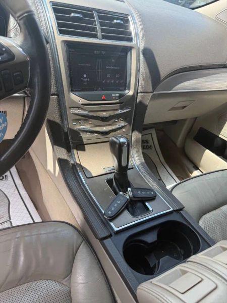 2013 Lincoln MKX Base