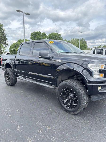 2017 Ford F-150 XLT for sale in Larwill, IN