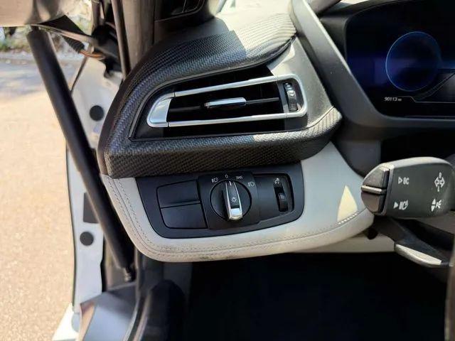 2019 BMW i8 Base
