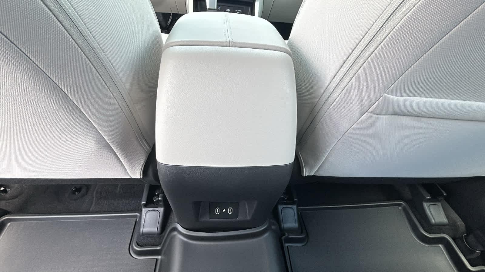 New 2026 Hampton Gray Hyundai SE AWD image 55