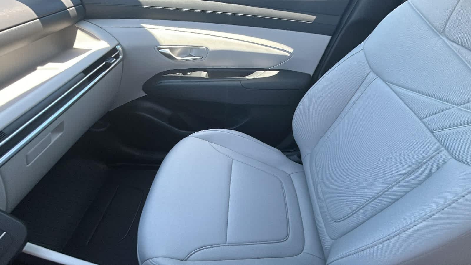 New 2026 Serenity White Pearl Hyundai SE AWD image 42