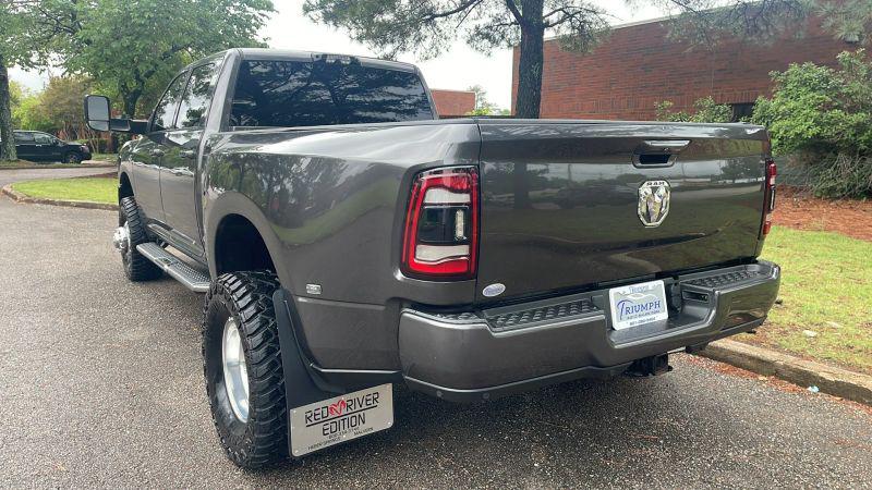 2022 Ram 3500 Big Horn Crew Cab 4x4 8' Box