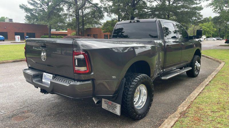 2022 Ram 3500 Big Horn Crew Cab 4x4 8' Box