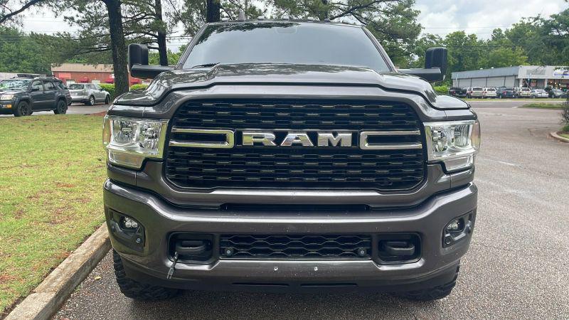 2022 Ram 3500 Big Horn Crew Cab 4x4 8' Box