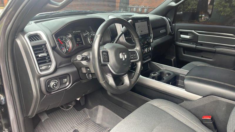 2022 Ram 3500 Big Horn Crew Cab 4x4 8' Box
