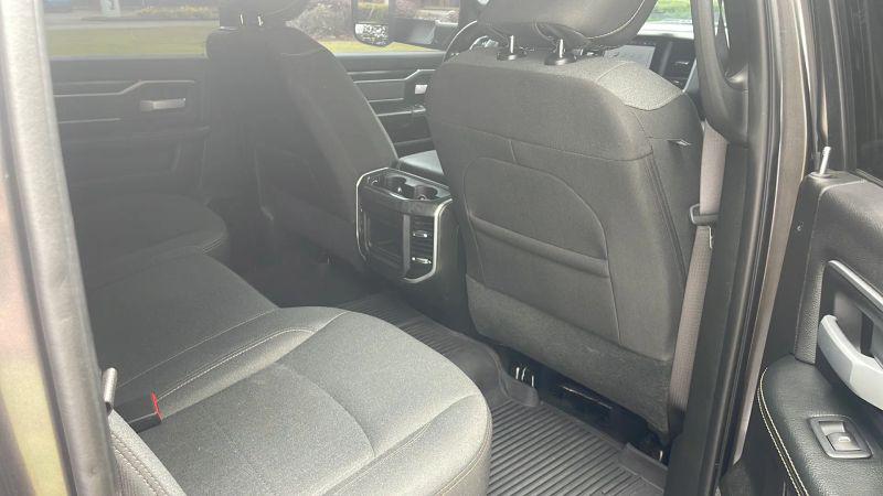 2022 Ram 3500 Big Horn Crew Cab 4x4 8' Box
