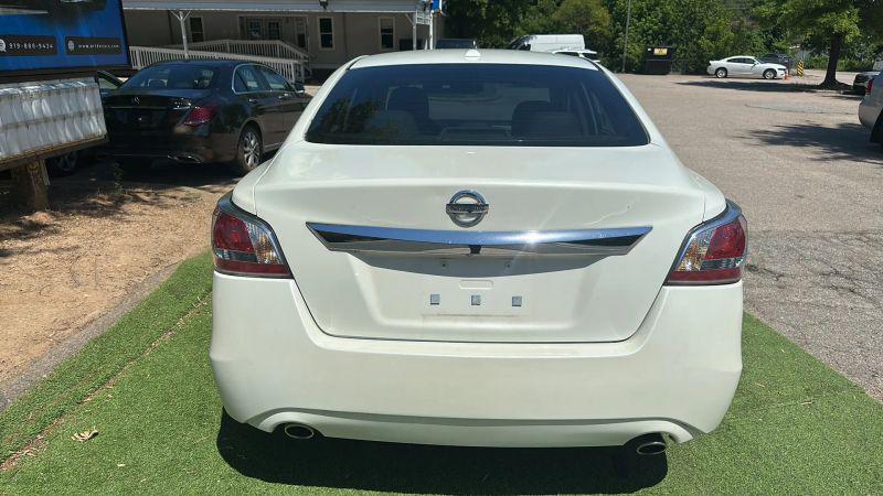2015 Nissan Altima 2.5 SV