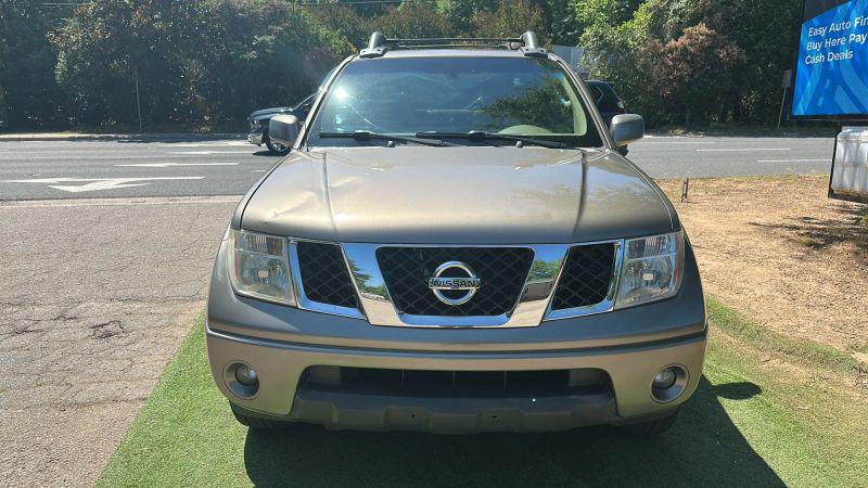 2005 Nissan Frontier LE