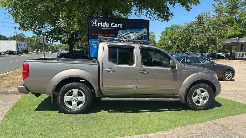 2005 Nissan Frontier LE