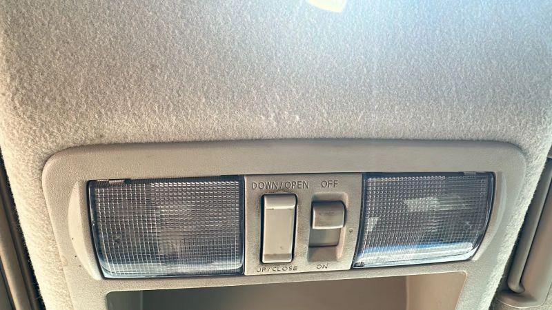 2005 Nissan Frontier LE