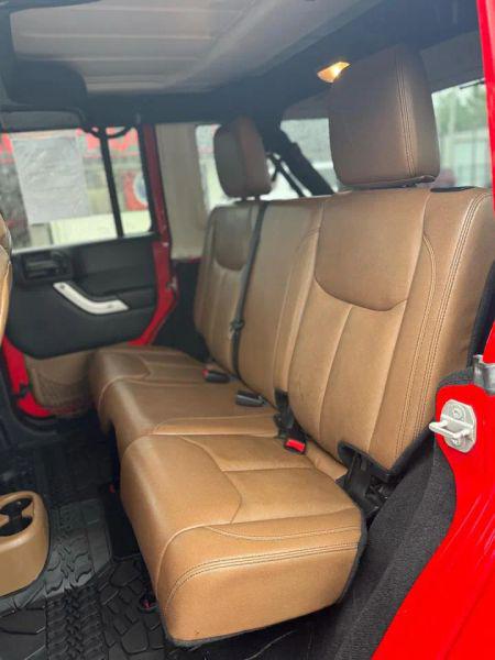 2016 Jeep Wrangler Unlimited Sahara
