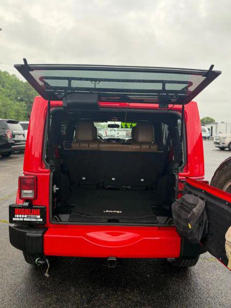 2016 Jeep Wrangler Unlimited Sahara