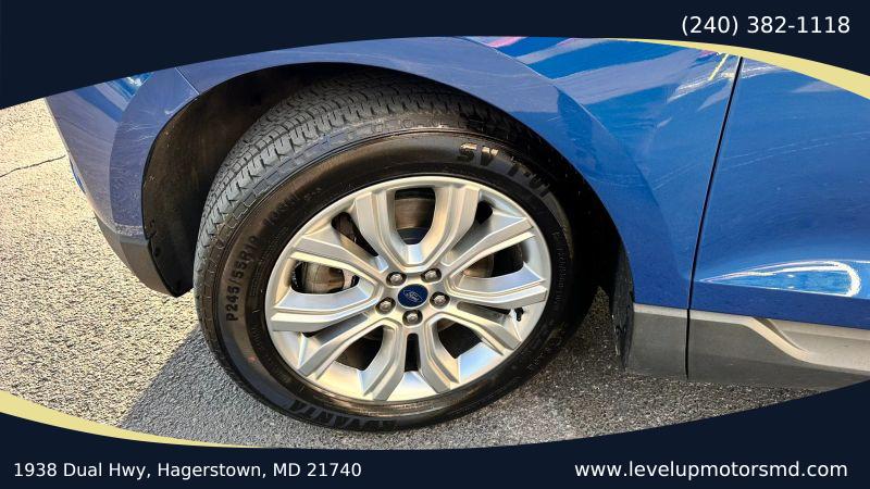 2020 Ford Edge Titanium