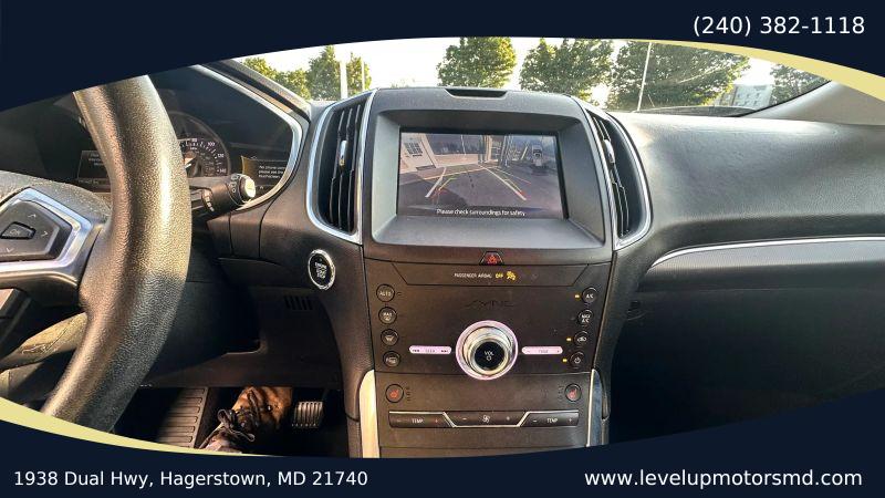 2020 Ford Edge Titanium
