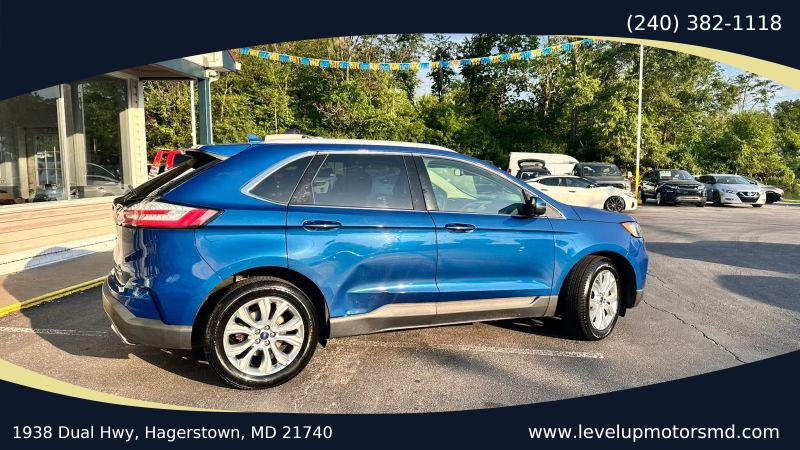 2020 Ford Edge Titanium