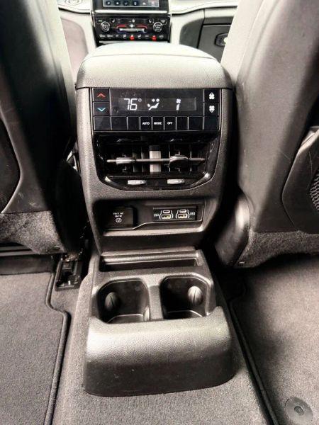2021 Jeep Grand Cherokee Laredo 4x4