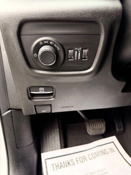 2021 Jeep Grand Cherokee Laredo 4x4