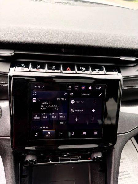 2021 Jeep Grand Cherokee Laredo 4x4