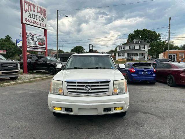 2005 Cadillac Escalade EXT Standard