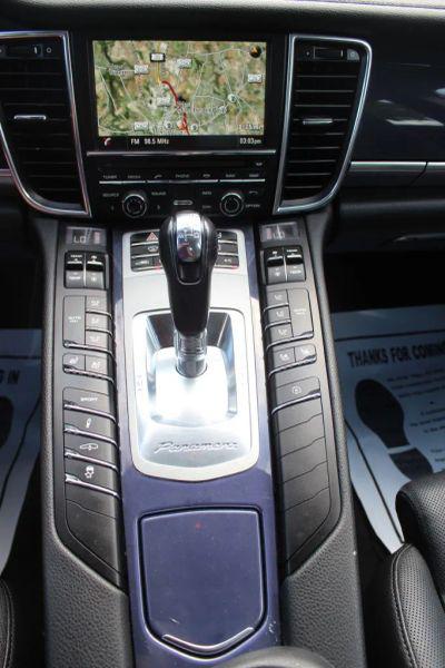 2014 Porsche Panamera 4