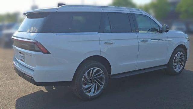 2026 Lincoln Navigator Premiere