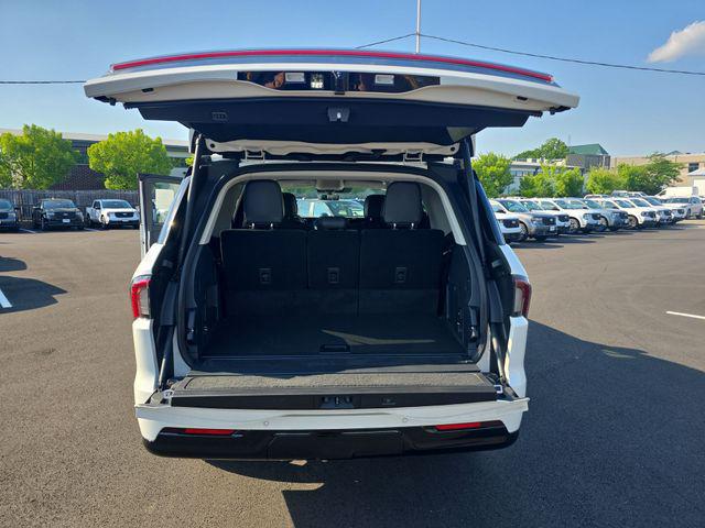 2026 Lincoln Navigator Premiere
