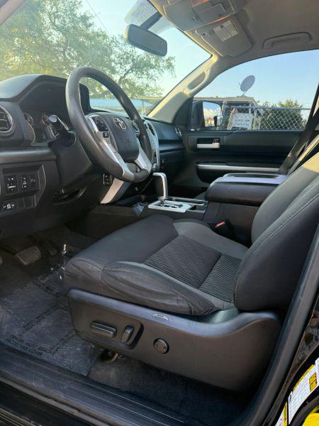 2014 Toyota Tundra SR5 5.7L V8