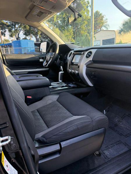 2014 Toyota Tundra SR5 5.7L V8