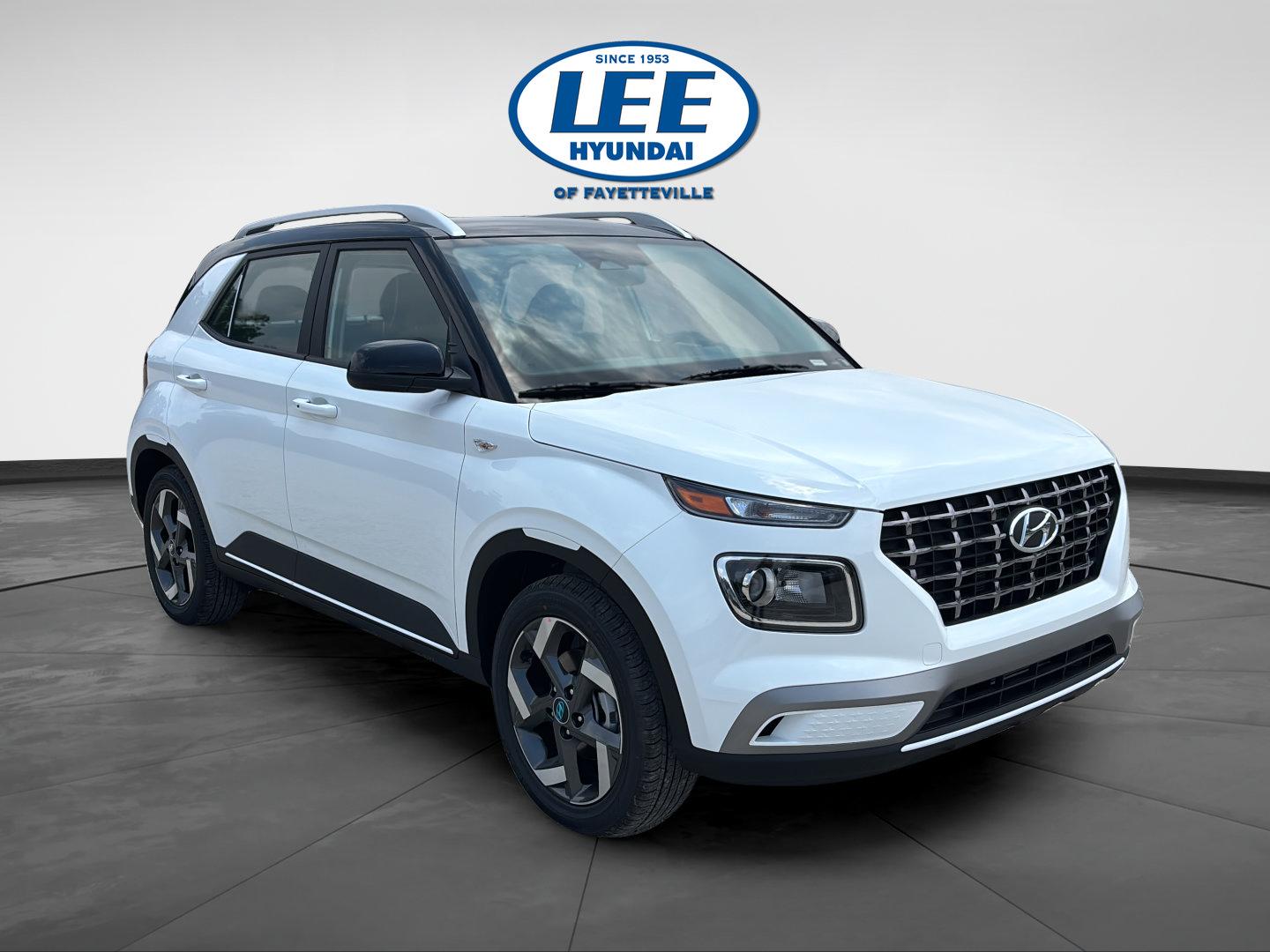 2026 Hyundai Venue SEL w/Two-Tone Roof
