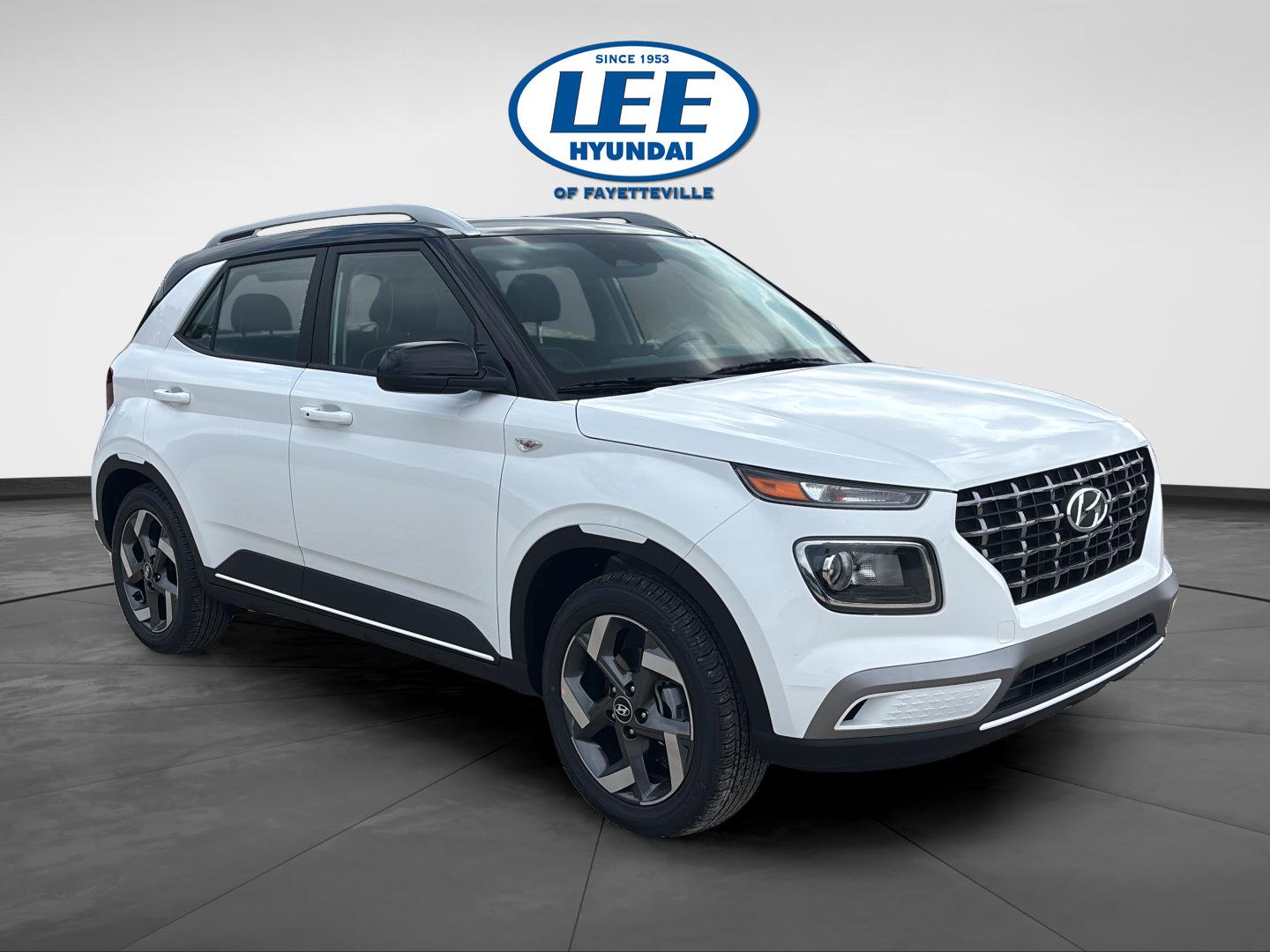 2026 Hyundai Venue SEL w/Two-Tone Roof