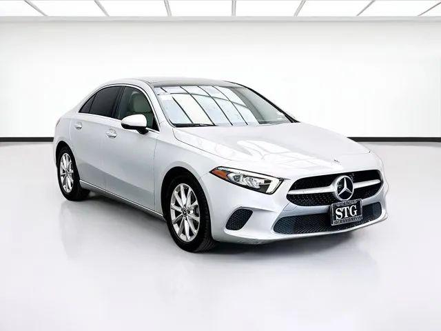 2021 Mercedes-Benz A 220 A 220