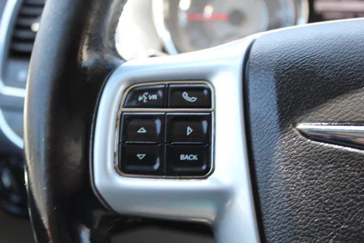 2014 Chrysler Town & Country Touring