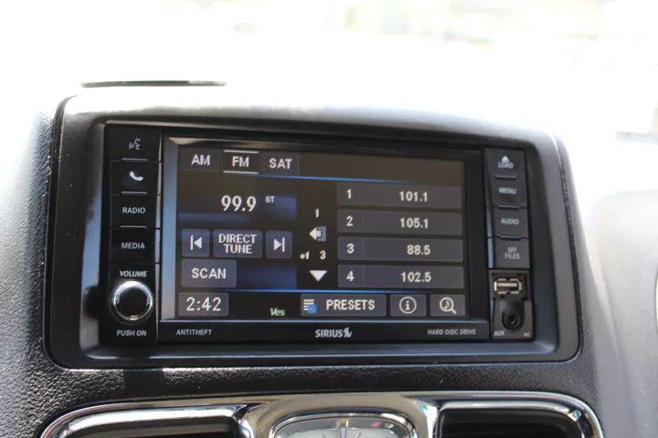 2014 Chrysler Town & Country Touring