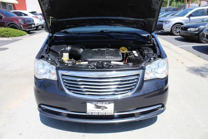 2014 Chrysler Town & Country Touring