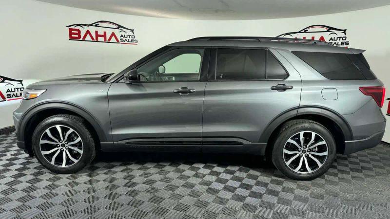 2022 Ford Explorer ST-Line