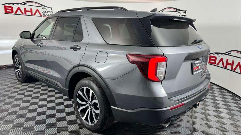 2022 Ford Explorer ST-Line