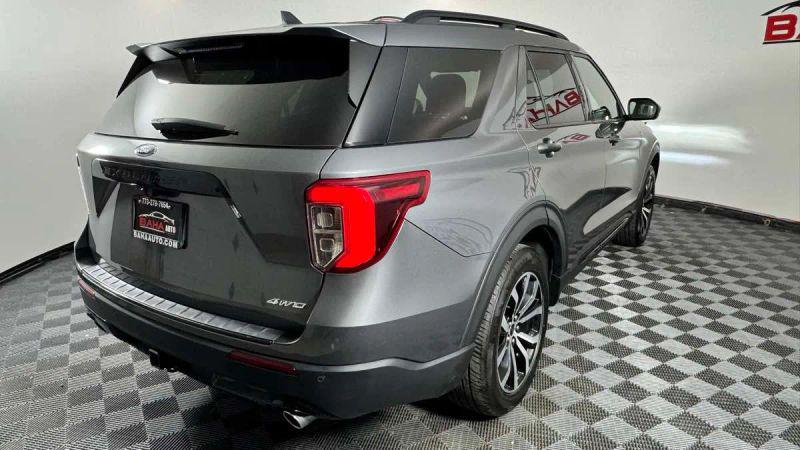 2022 Ford Explorer ST-Line