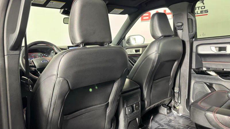 2022 Ford Explorer ST-Line