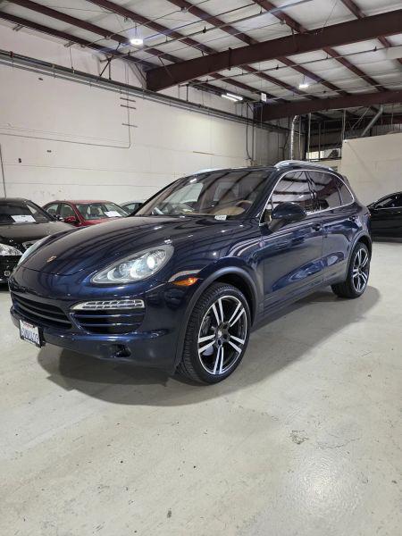 2012 Porsche Cayenne Base
