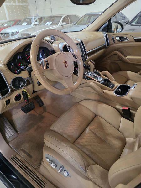2012 Porsche Cayenne Base